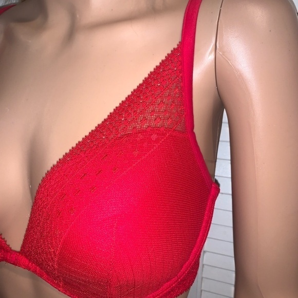 Incredible Bra by Victoria’s Secret Plunge Cherry Red Size 34 DD - Picture 4 of 11